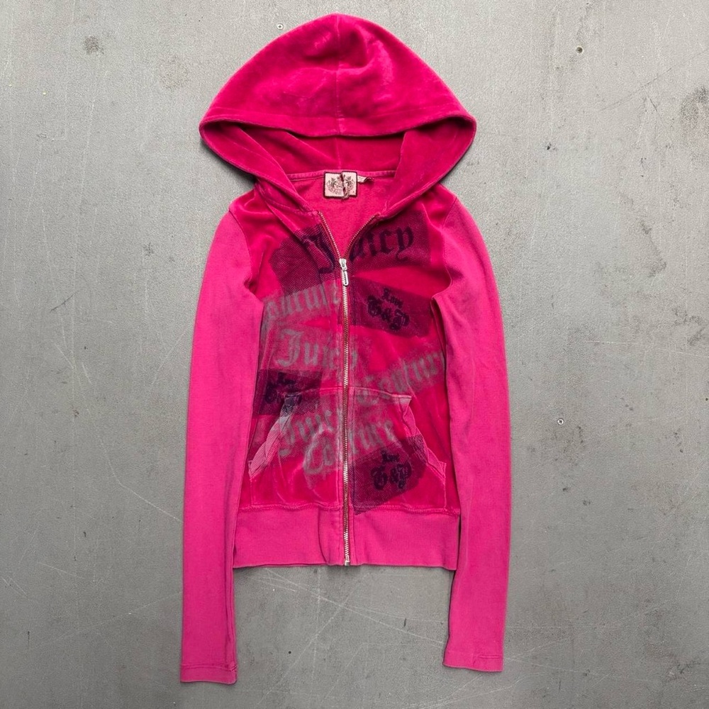 2000s rare Juicy Couture Pink Velour zip up with knit sleeve